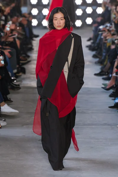 Look 24